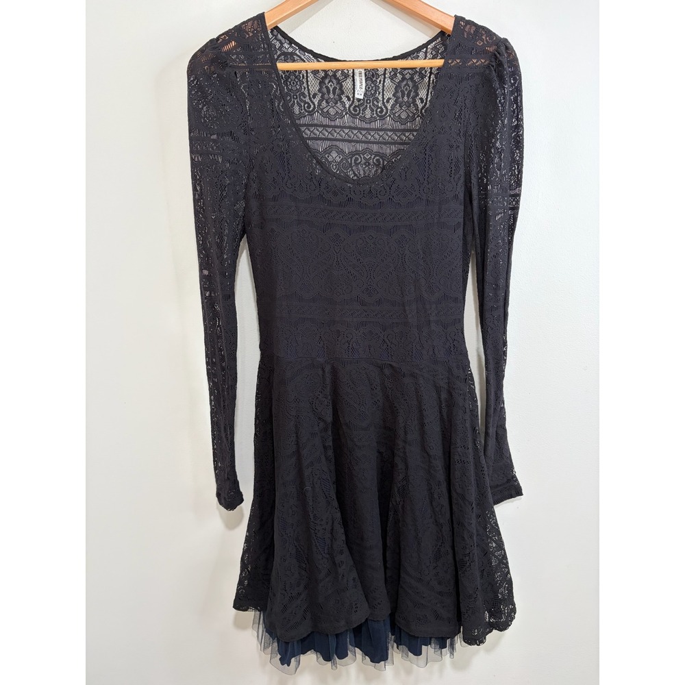 Free People Black Floral Lace Long Sleeve Dress Sz M Whimsigoth Witchy‎ Crochet